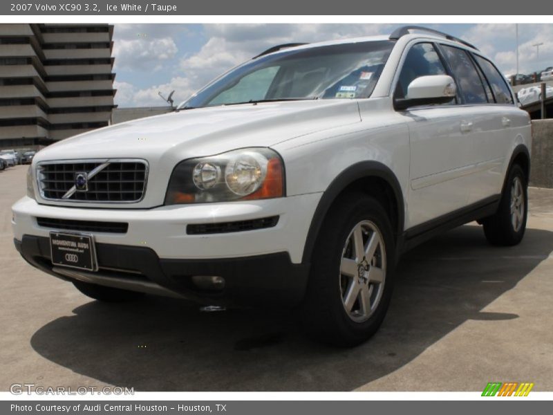 Ice White / Taupe 2007 Volvo XC90 3.2