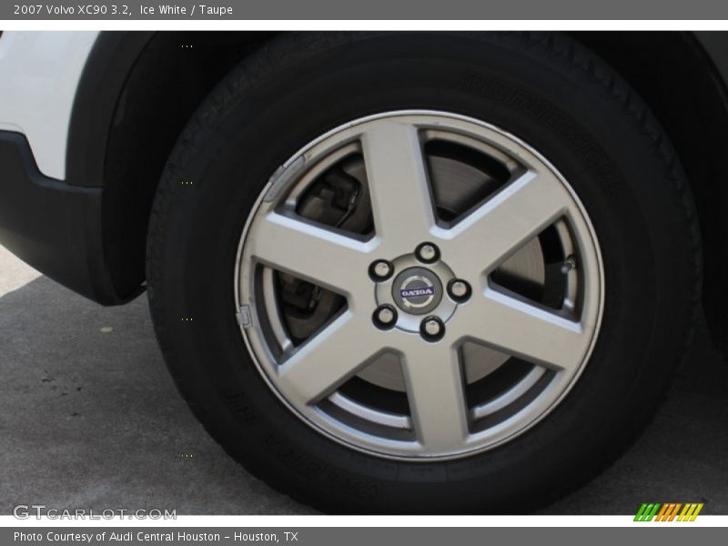 Ice White / Taupe 2007 Volvo XC90 3.2
