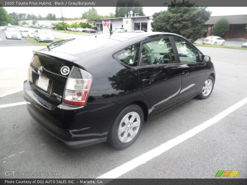 Black / Gray/Burgundy 2005 Toyota Prius Hybrid