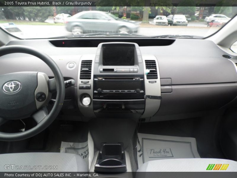 Black / Gray/Burgundy 2005 Toyota Prius Hybrid
