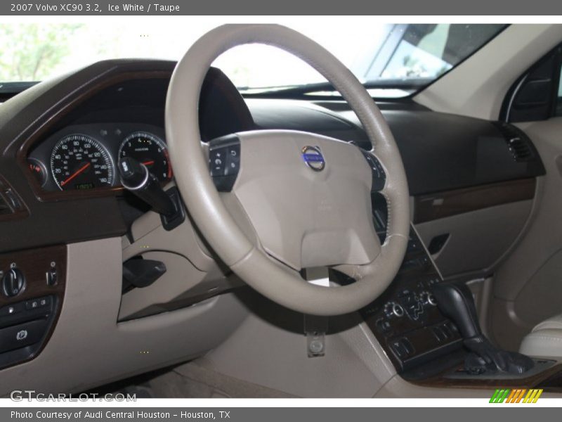 Ice White / Taupe 2007 Volvo XC90 3.2