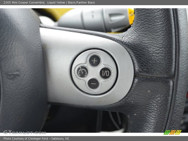 Controls of 2005 Cooper Convertible