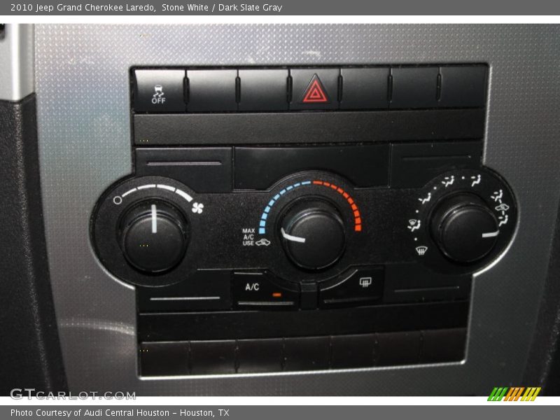Stone White / Dark Slate Gray 2010 Jeep Grand Cherokee Laredo