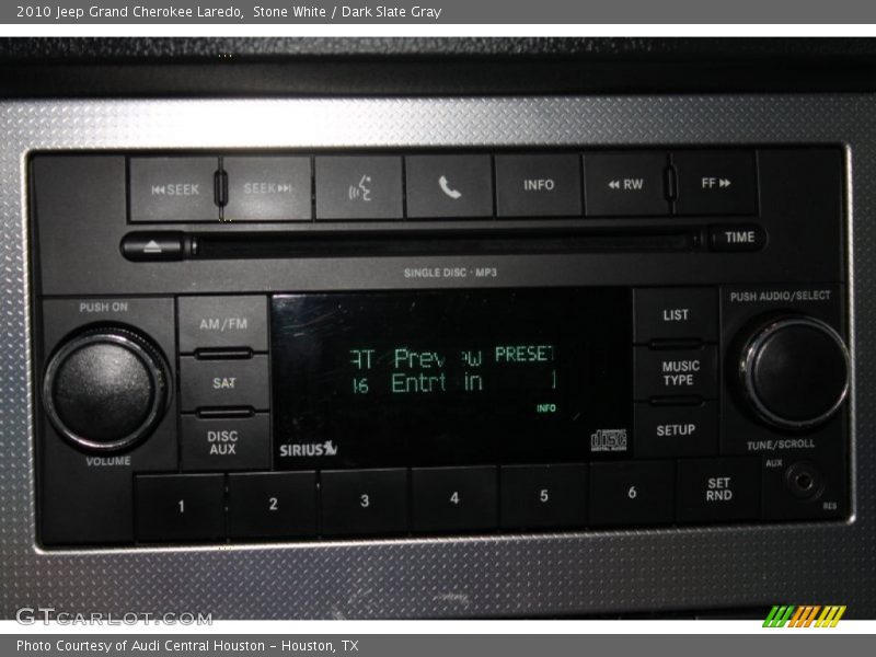 Stone White / Dark Slate Gray 2010 Jeep Grand Cherokee Laredo