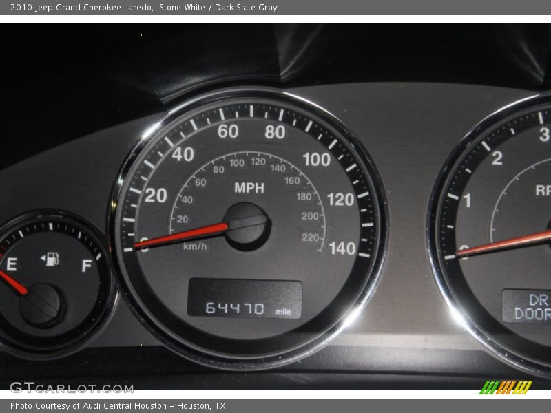 Stone White / Dark Slate Gray 2010 Jeep Grand Cherokee Laredo