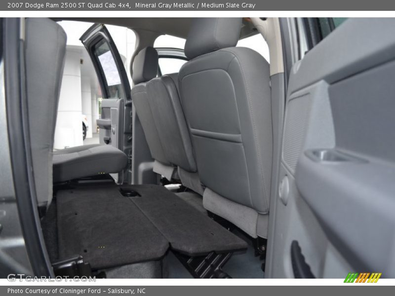 Mineral Gray Metallic / Medium Slate Gray 2007 Dodge Ram 2500 ST Quad Cab 4x4