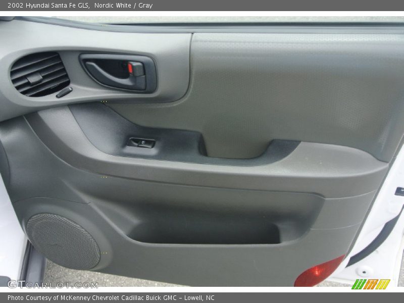 Nordic White / Gray 2002 Hyundai Santa Fe GLS