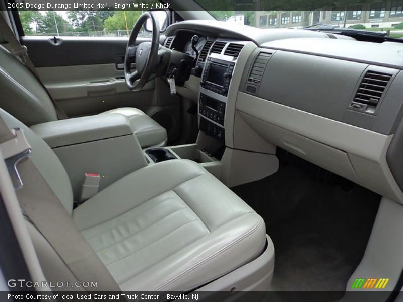 Dashboard of 2005 Durango Limited 4x4