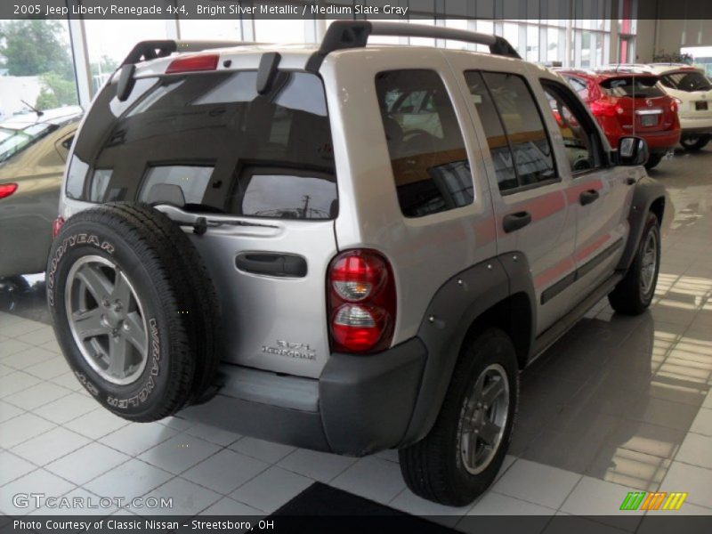 Bright Silver Metallic / Medium Slate Gray 2005 Jeep Liberty Renegade 4x4