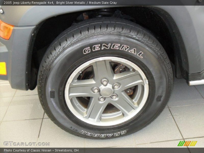 Bright Silver Metallic / Medium Slate Gray 2005 Jeep Liberty Renegade 4x4