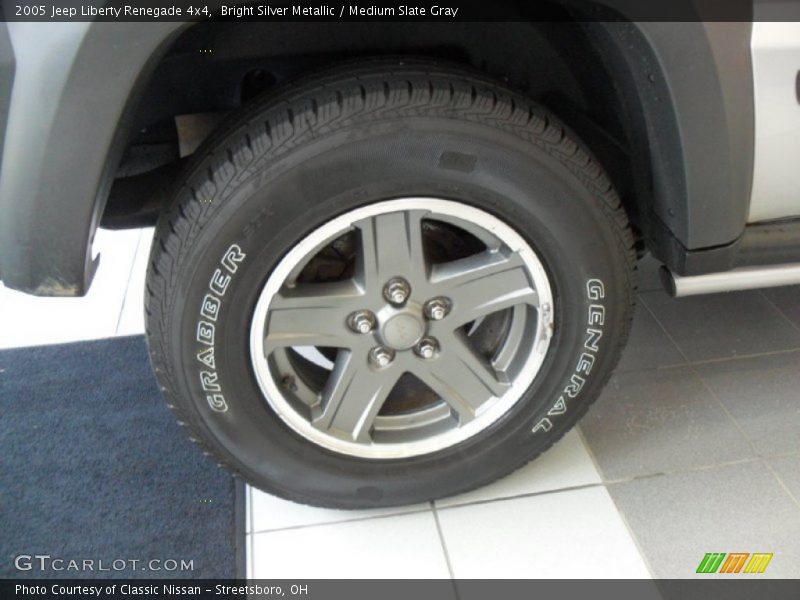 Bright Silver Metallic / Medium Slate Gray 2005 Jeep Liberty Renegade 4x4