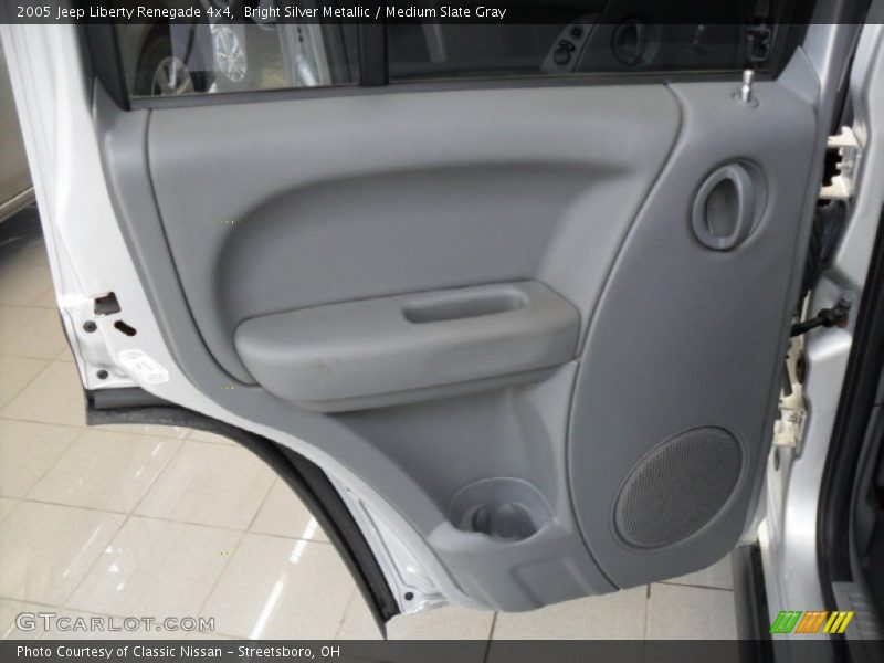 Bright Silver Metallic / Medium Slate Gray 2005 Jeep Liberty Renegade 4x4