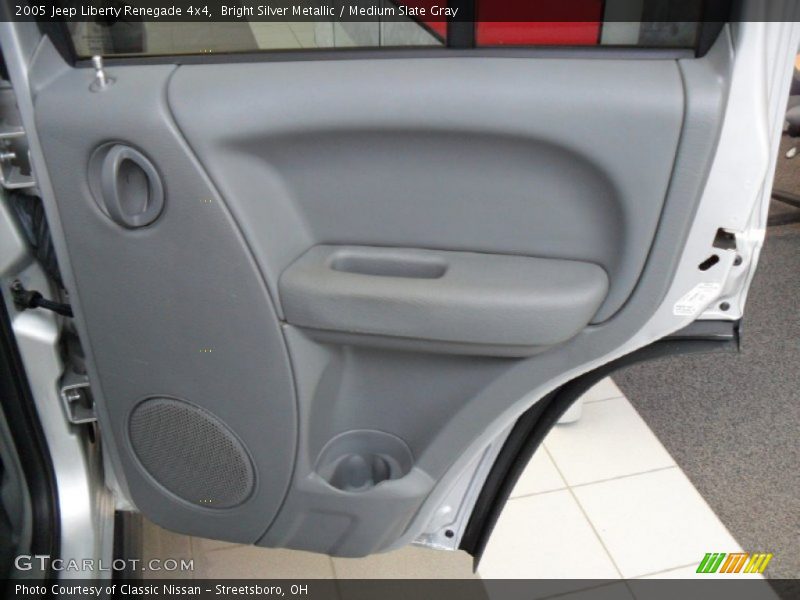 Bright Silver Metallic / Medium Slate Gray 2005 Jeep Liberty Renegade 4x4