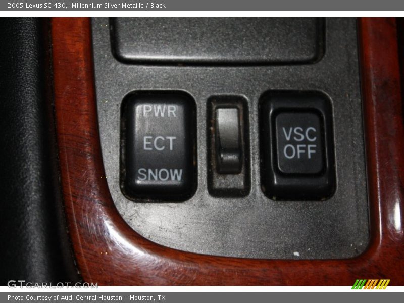 Millennium Silver Metallic / Black 2005 Lexus SC 430
