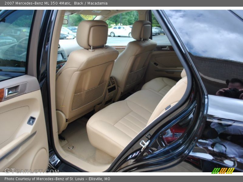 Black / Macadamia 2007 Mercedes-Benz ML 350 4Matic