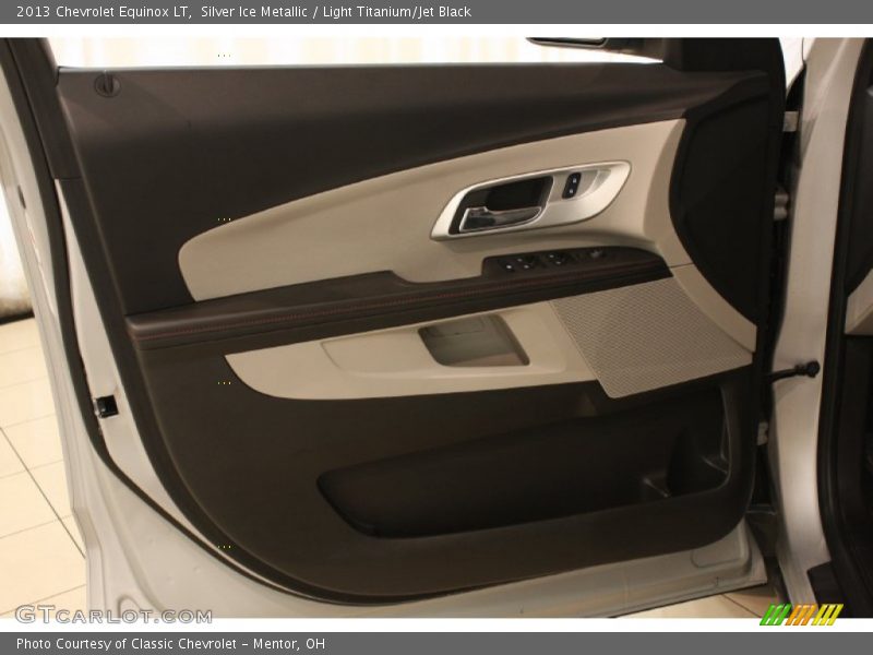 Silver Ice Metallic / Light Titanium/Jet Black 2013 Chevrolet Equinox LT