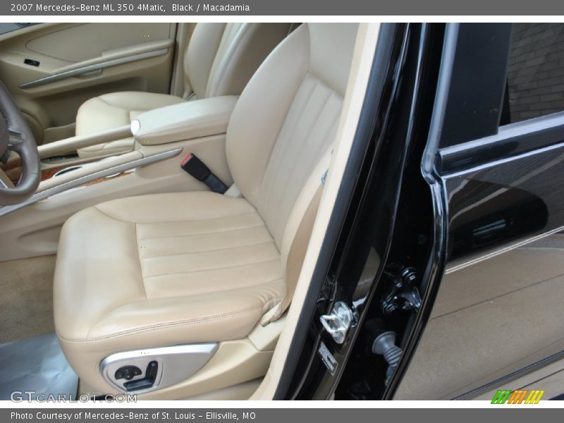Black / Macadamia 2007 Mercedes-Benz ML 350 4Matic
