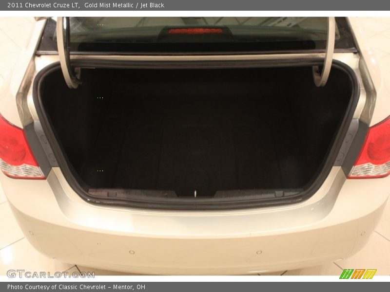 Gold Mist Metallic / Jet Black 2011 Chevrolet Cruze LT