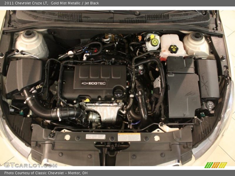 Gold Mist Metallic / Jet Black 2011 Chevrolet Cruze LT