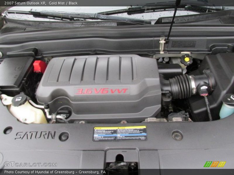 Gold Mist / Black 2007 Saturn Outlook XR