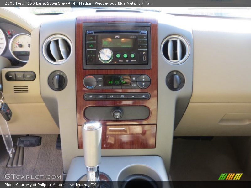 Medium Wedgewood Blue Metallic / Tan 2006 Ford F150 Lariat SuperCrew 4x4