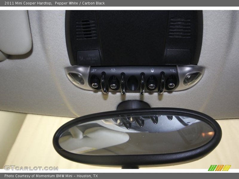Pepper White / Carbon Black 2011 Mini Cooper Hardtop