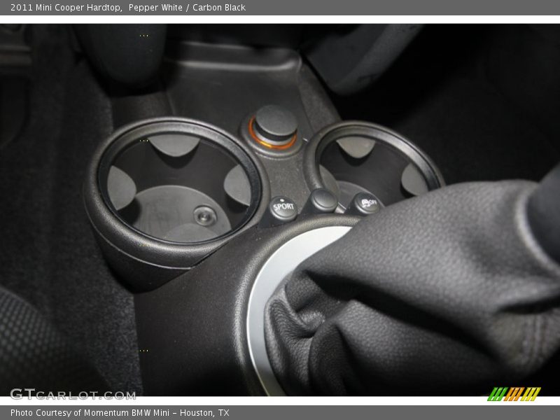 Pepper White / Carbon Black 2011 Mini Cooper Hardtop
