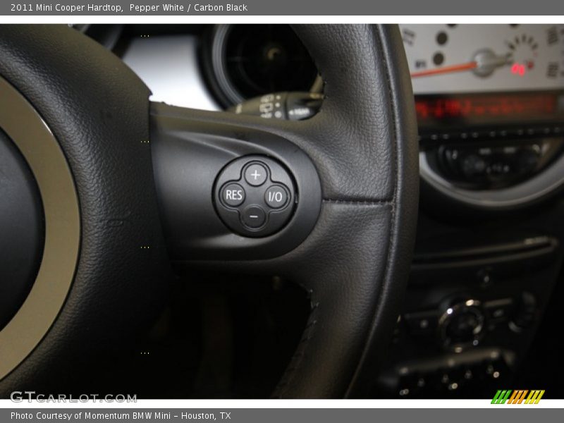 Pepper White / Carbon Black 2011 Mini Cooper Hardtop