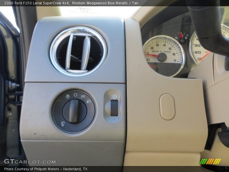 Medium Wedgewood Blue Metallic / Tan 2006 Ford F150 Lariat SuperCrew 4x4