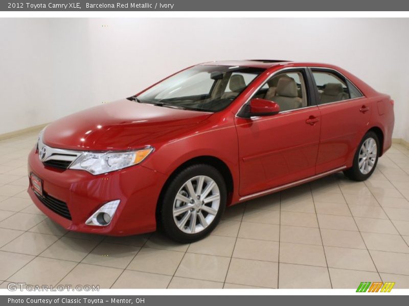 Barcelona Red Metallic / Ivory 2012 Toyota Camry XLE