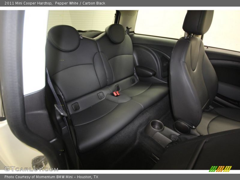 Pepper White / Carbon Black 2011 Mini Cooper Hardtop