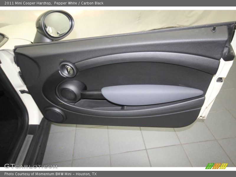 Pepper White / Carbon Black 2011 Mini Cooper Hardtop