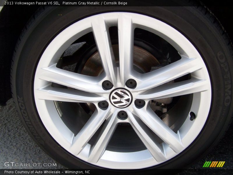 Platinum Gray Metallic / Cornsilk Beige 2013 Volkswagen Passat V6 SEL