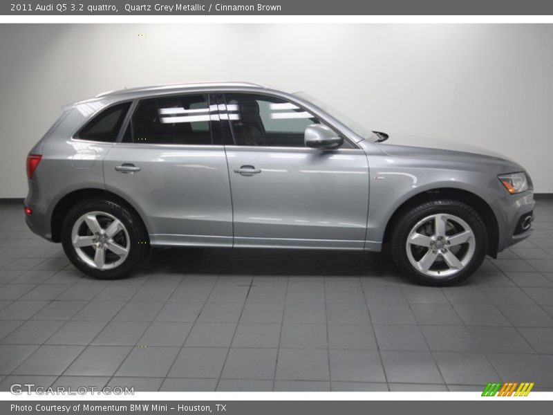 Quartz Grey Metallic / Cinnamon Brown 2011 Audi Q5 3.2 quattro