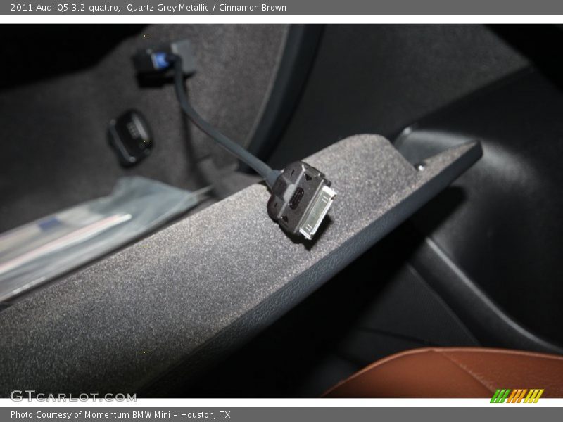 Quartz Grey Metallic / Cinnamon Brown 2011 Audi Q5 3.2 quattro