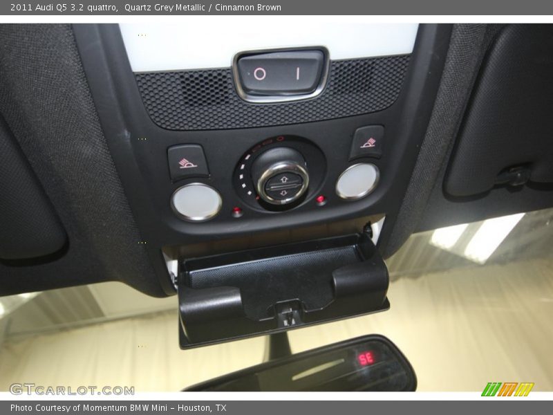 Quartz Grey Metallic / Cinnamon Brown 2011 Audi Q5 3.2 quattro