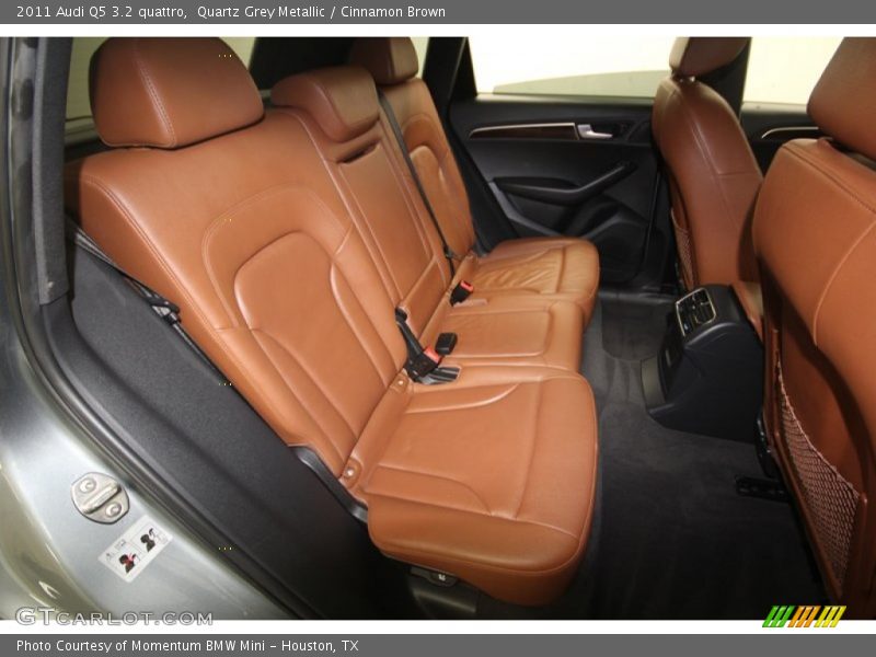 Quartz Grey Metallic / Cinnamon Brown 2011 Audi Q5 3.2 quattro