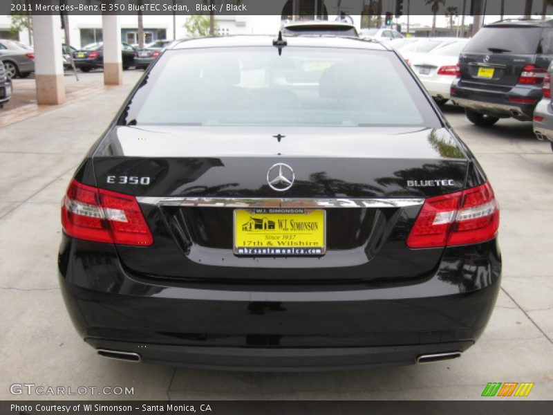 Black / Black 2011 Mercedes-Benz E 350 BlueTEC Sedan