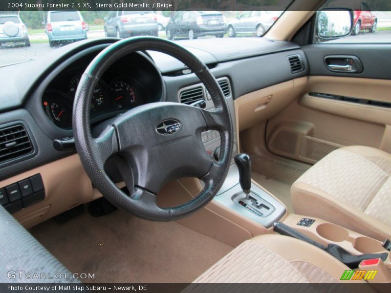 Sierra Gold Metallic / Beige 2004 Subaru Forester 2.5 XS