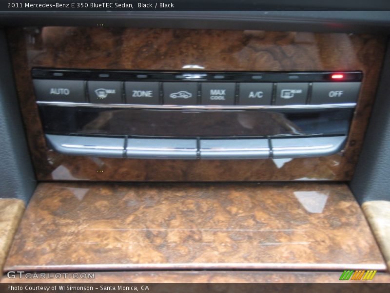 Black / Black 2011 Mercedes-Benz E 350 BlueTEC Sedan
