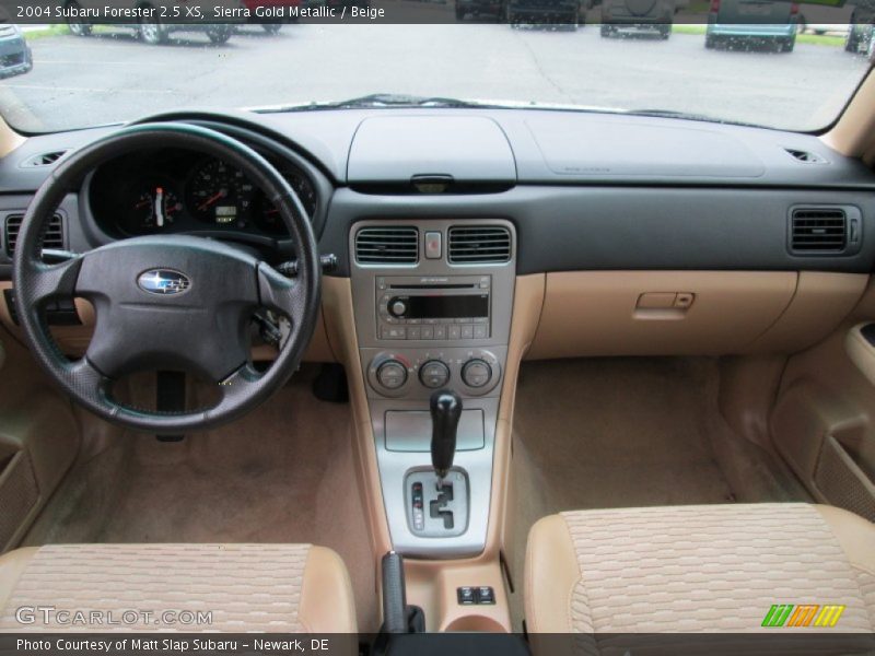Sierra Gold Metallic / Beige 2004 Subaru Forester 2.5 XS