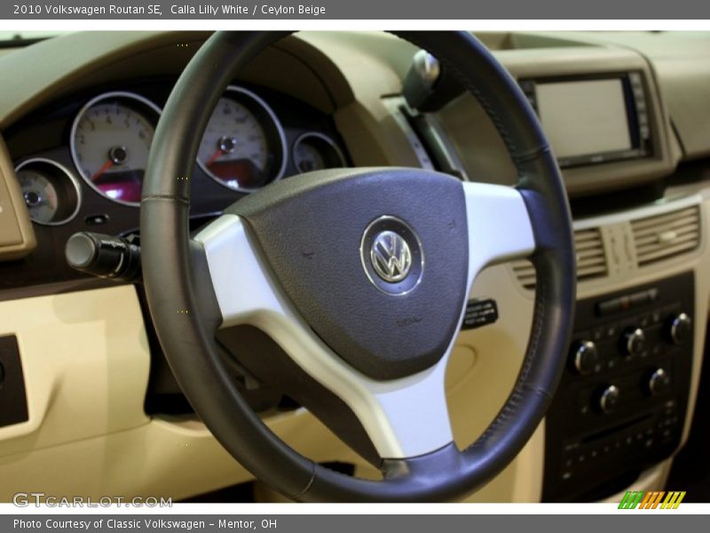 Calla Lilly White / Ceylon Beige 2010 Volkswagen Routan SE