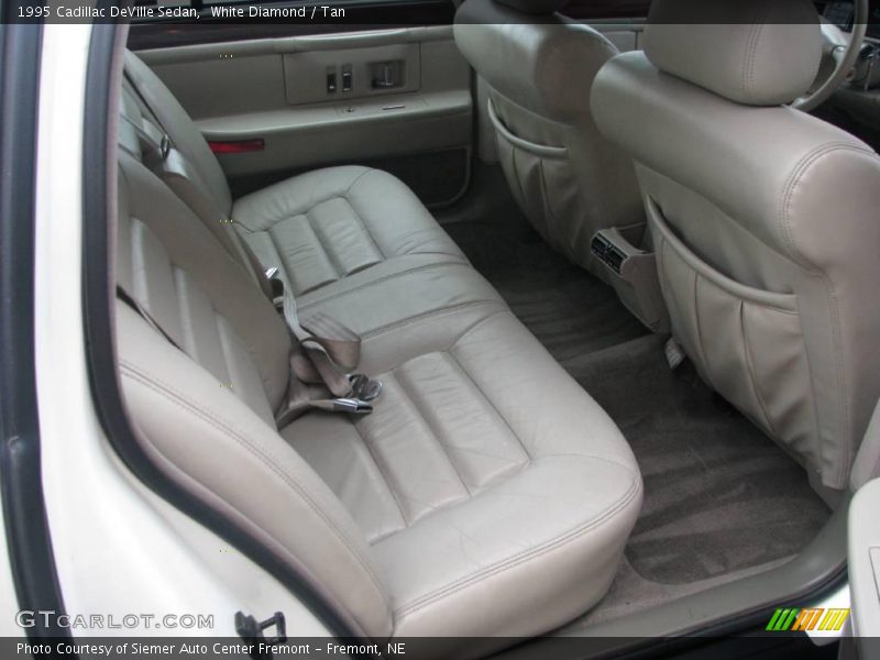White Diamond / Tan 1995 Cadillac DeVille Sedan