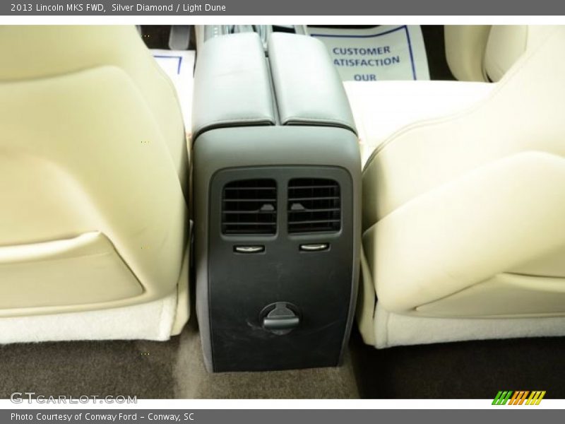 Silver Diamond / Light Dune 2013 Lincoln MKS FWD