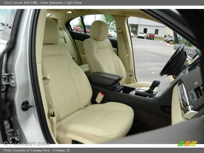 Silver Diamond / Light Dune 2013 Lincoln MKS FWD