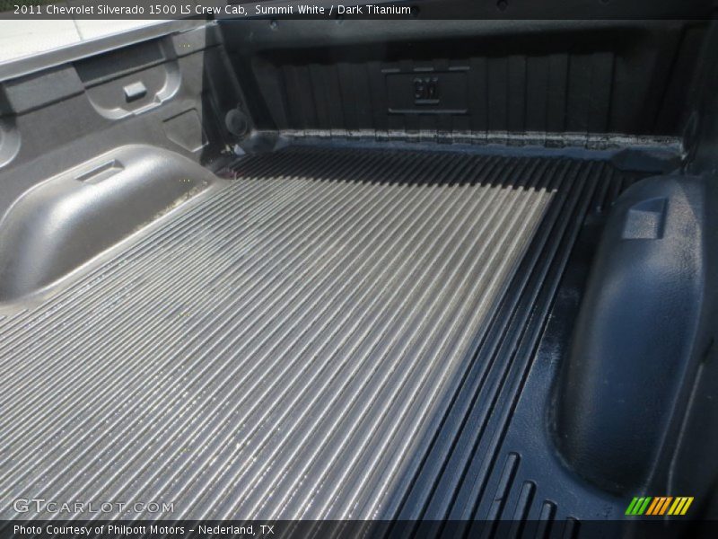 Summit White / Dark Titanium 2011 Chevrolet Silverado 1500 LS Crew Cab