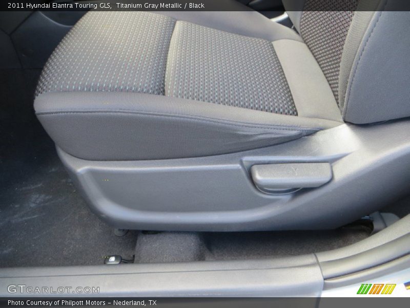 Titanium Gray Metallic / Black 2011 Hyundai Elantra Touring GLS