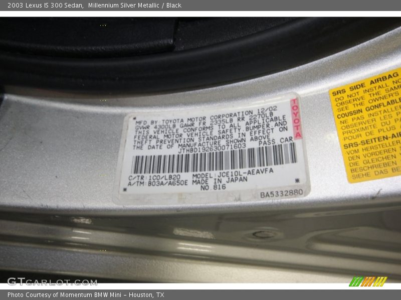Millennium Silver Metallic / Black 2003 Lexus IS 300 Sedan