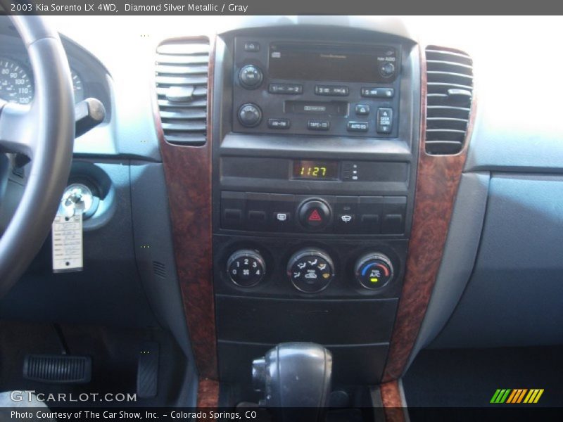 Diamond Silver Metallic / Gray 2003 Kia Sorento LX 4WD