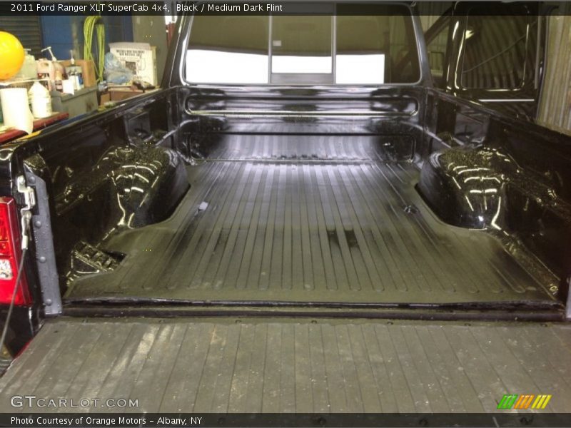 Black / Medium Dark Flint 2011 Ford Ranger XLT SuperCab 4x4